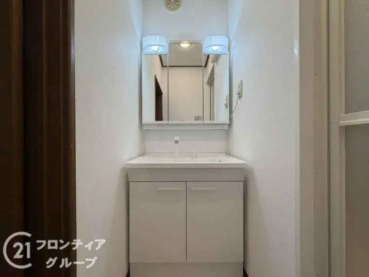 5DK Property Kadoma City Osaka Prefecture (27)