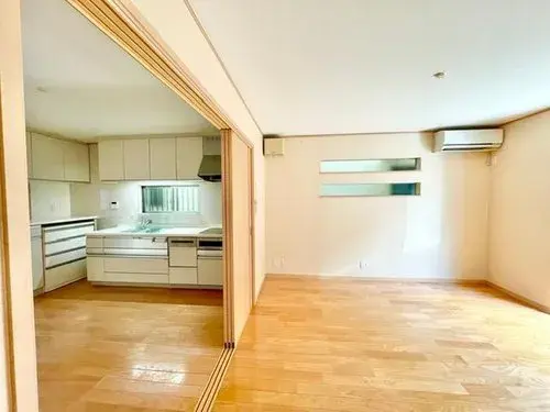 4LDK+S Property Daito City Osaka Prefecture (7)