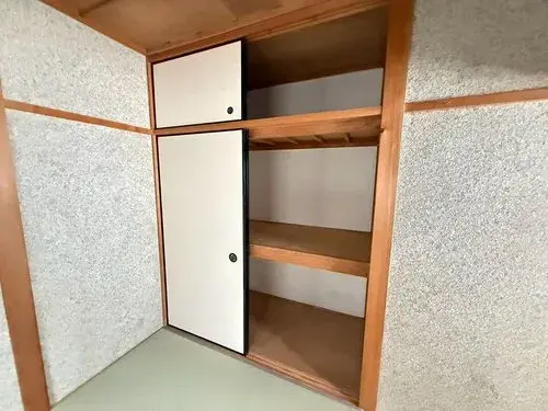 4DK Property Neyagawa City Osaka Prefecture (11)