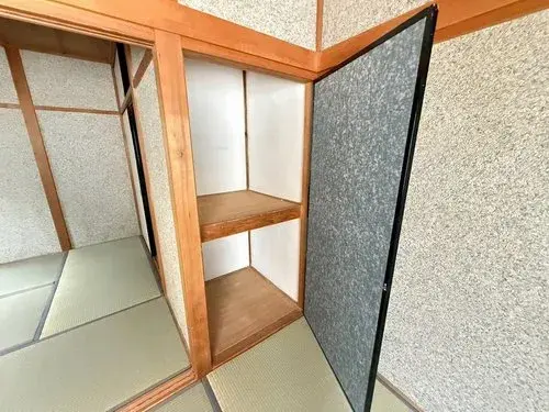 4DK Property Neyagawa City Osaka Prefecture (9)