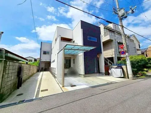 Akiya in Osaka