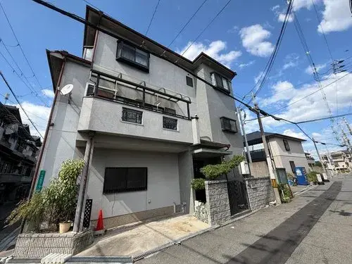 Akiya in Osaka
