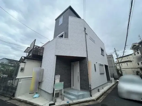 Akiya in Osaka