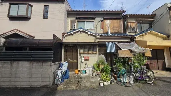 Akiya in Osaka