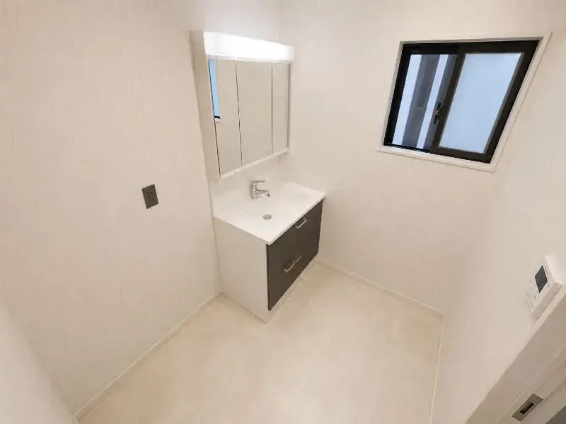 3LDK Property Ginowan City Okinawa Prefecture (16)