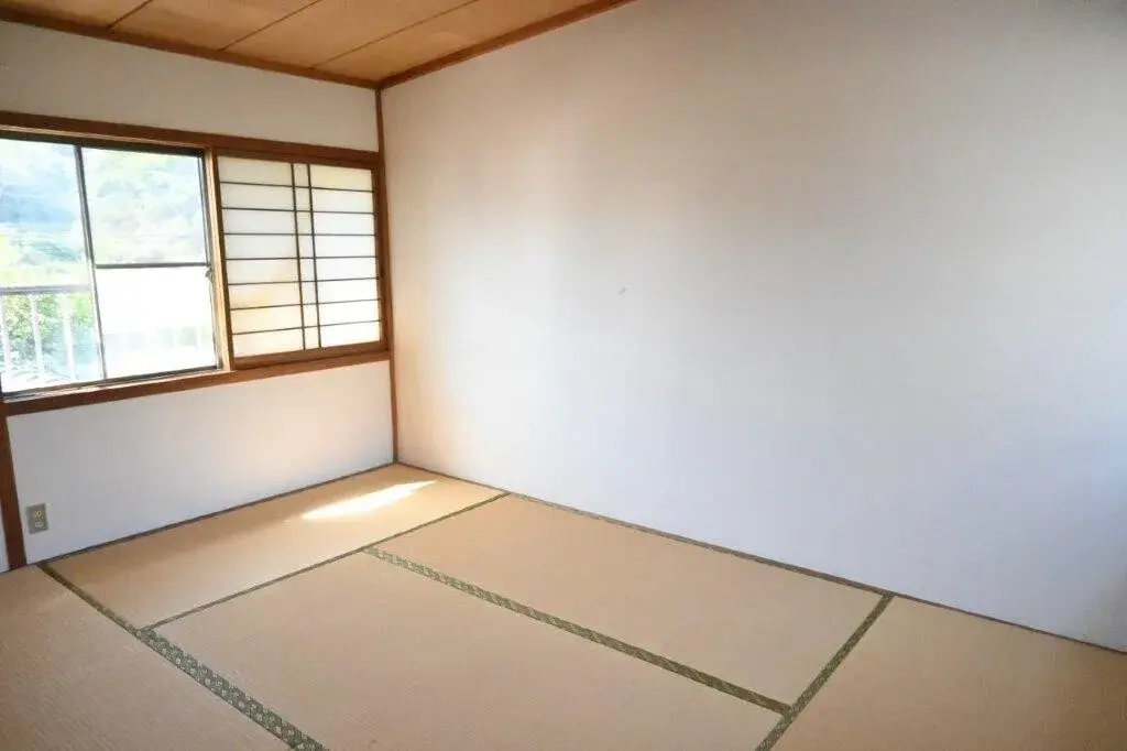 6K Property Nanbu-cho, Saihaku-gun, Tottori Prefecture (11)