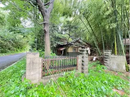 Akiya in 龙崎市