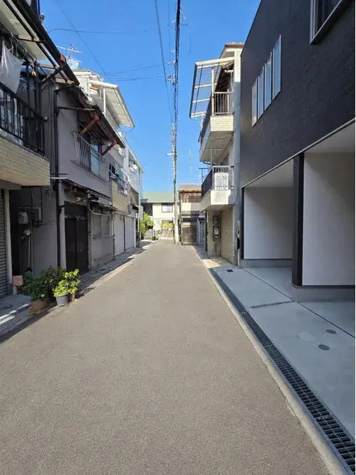 Akiya in Osaka