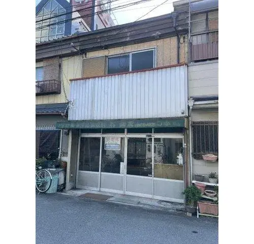 Akiya in Osaka
