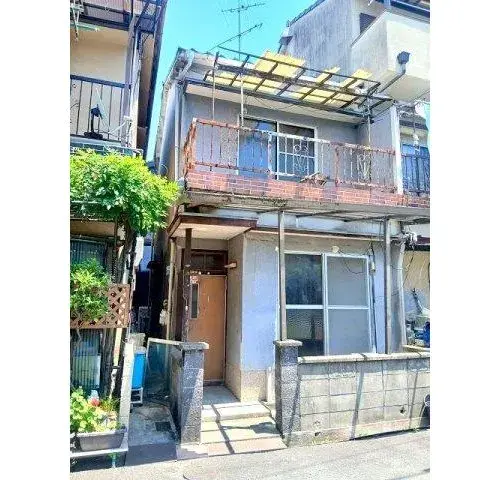 Akiya in Osaka