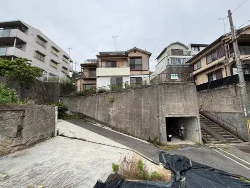 Akiya in 神户市