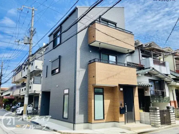 Akiya in Osaka