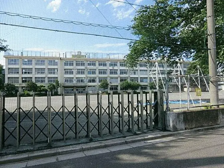 4LDK Bien immobilier Arrondissement de Nerima Tokyo (8)