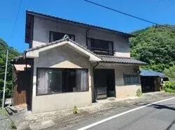 Akiya in Ehime