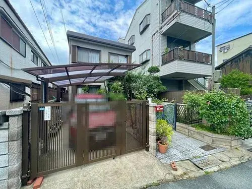Akiya in Osaka