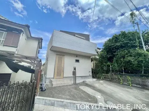 Akiya in Osaka