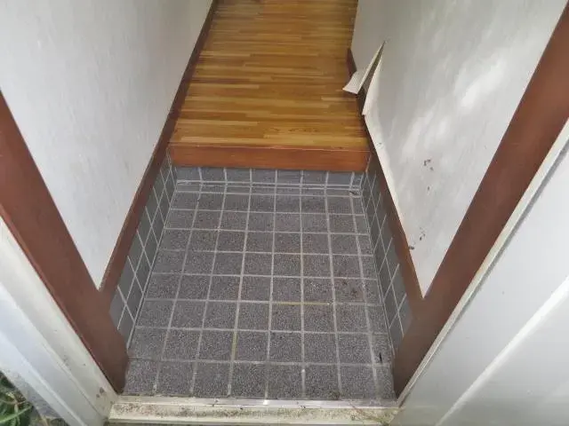 Slide 4
