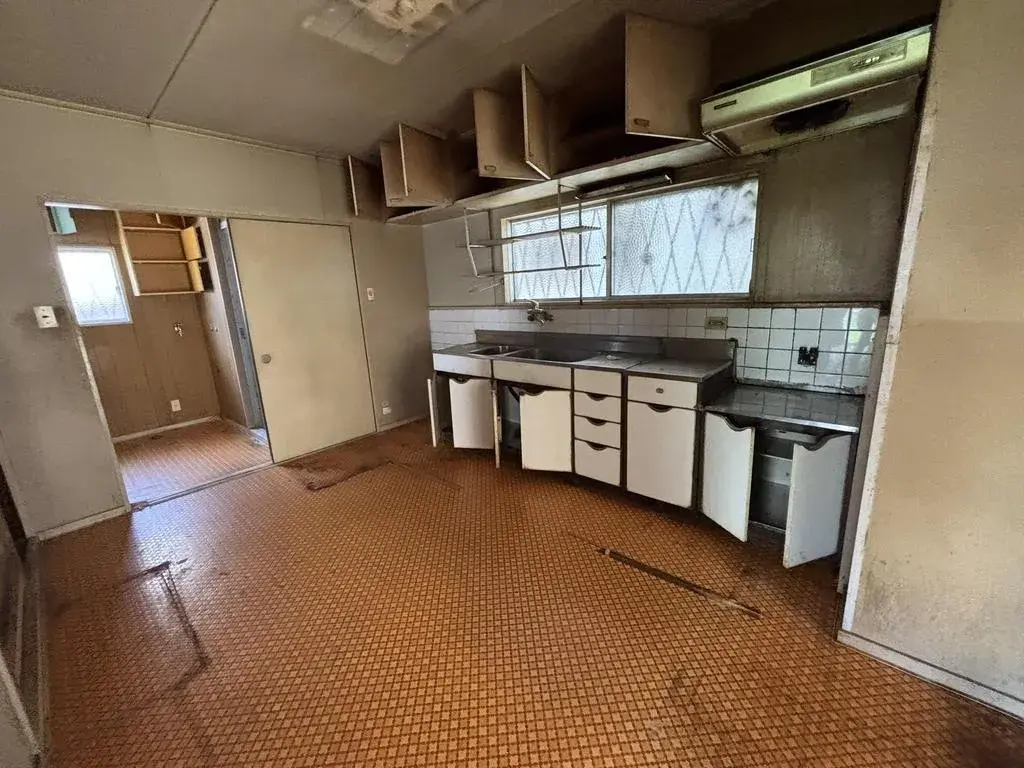 5LDK Property Mihara City Hiroshima Prefecture (12)