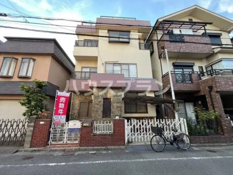 Akiya in Osaka