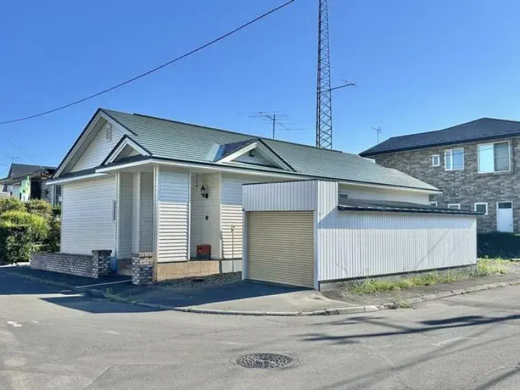 Akiya in Hokkaido