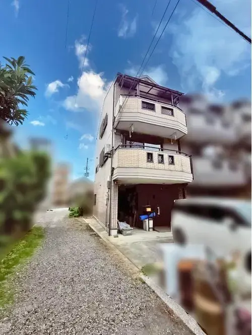 Akiya in Osaka