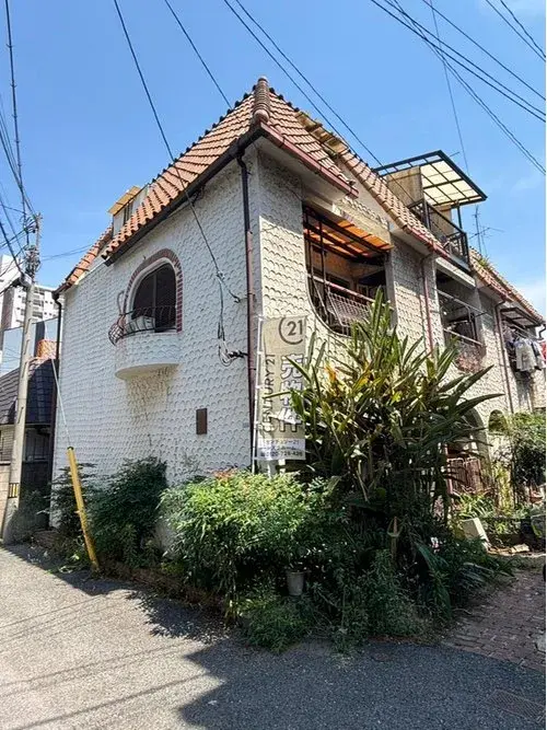Akiya in Osaka