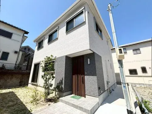 Akiya in Osaka