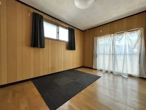 Ehime Niihama 4LDK Property (11)