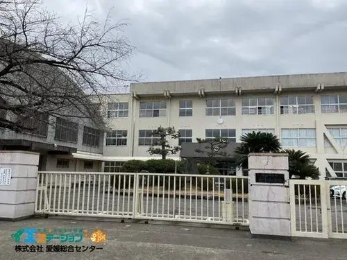 Ehime Niihama 4LDK Property (20)
