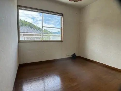 Miyazaki Prefecture Miyazaki City 5 Bedroom Property (14)