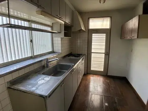 Miyazaki Prefecture Miyazaki City 5 Bedroom Property (16)