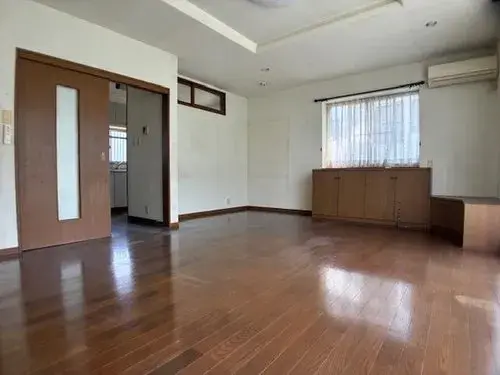 Miyazaki Prefecture Miyazaki City 5 Bedroom Property (6)
