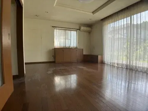 Miyazaki Prefecture Miyazaki City 5 Bedroom Property (7)