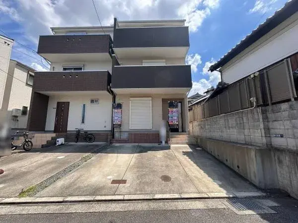 Akiya in Osaka