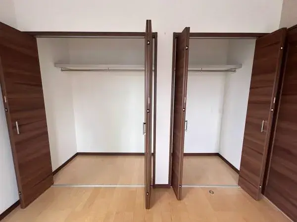 4LDK Property Neyagawa City Osaka Prefecture (12)