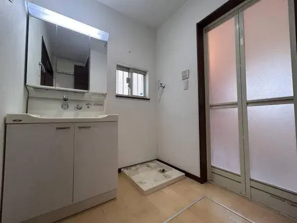 4LDK Property Neyagawa City Osaka Prefecture (20)