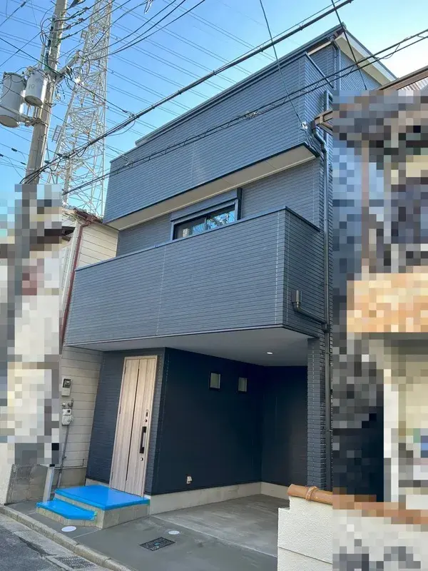 Akiya in Osaka