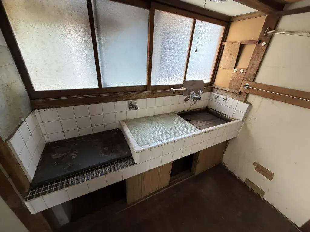 5DK Mihara City Hiroshima Prefecture (10)