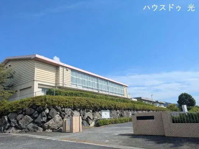 3LDK Kudamatsu City Yamaguchi Prefecture (8)