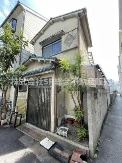 Akiya in Osaka