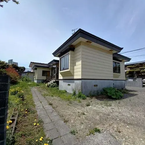Akiya in Hokkaido
