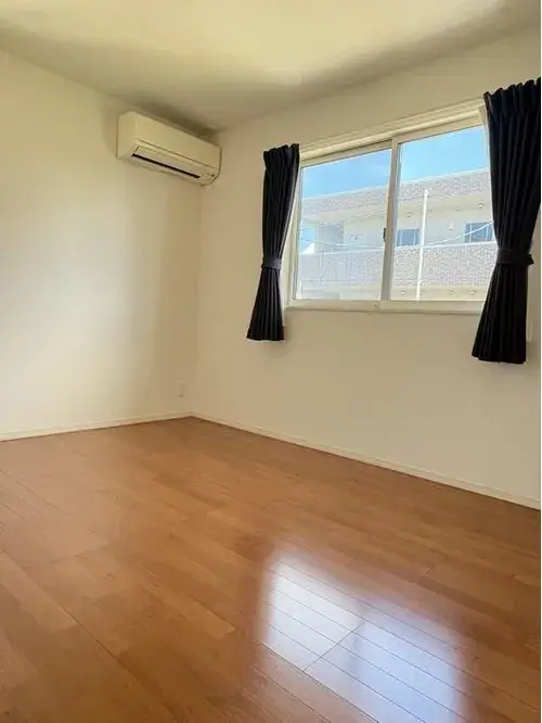4LDK+S Property Yokkaichi City Mie Prefecture (8)