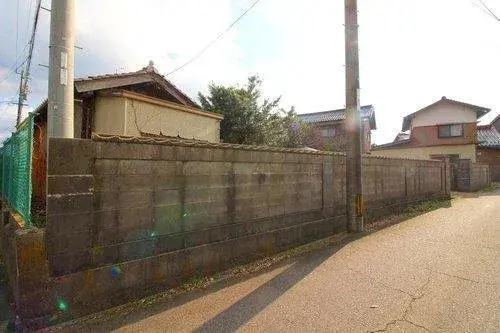 Slide 4