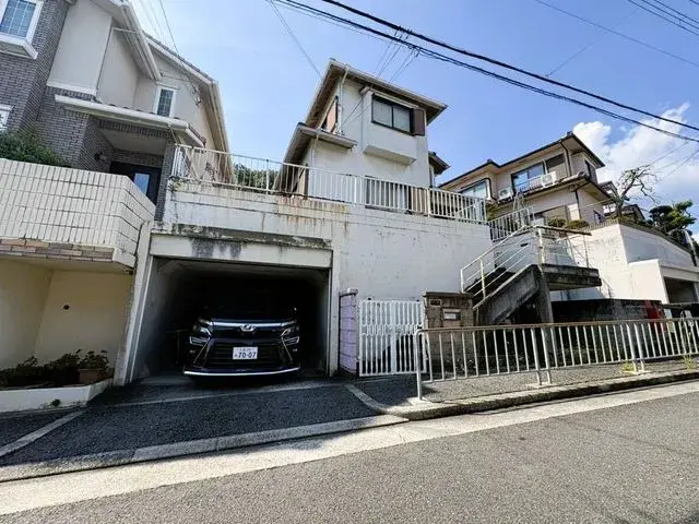 Akiya in Osaka