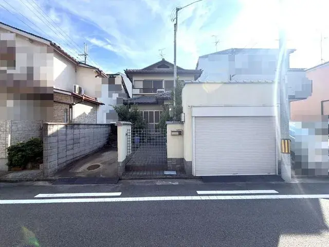 Akiya in Osaka