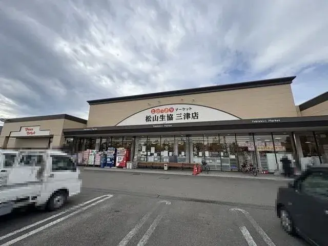 3LDK Matsuyama City Ehime Prefecture (17)