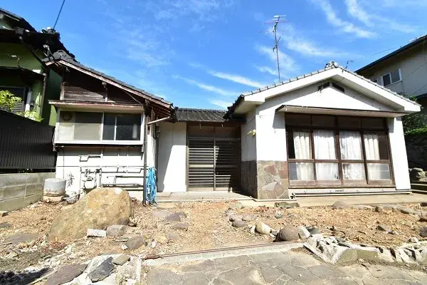 Akiya in Fukuoka