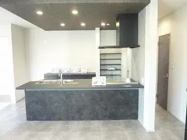 8 Bedroom Property Tsu City Mie Prefecture (7)