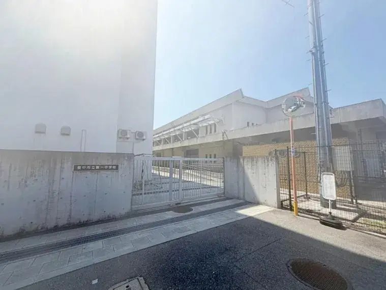 Дом 4LDK, город Toyonaka, префектура Osaka (2)