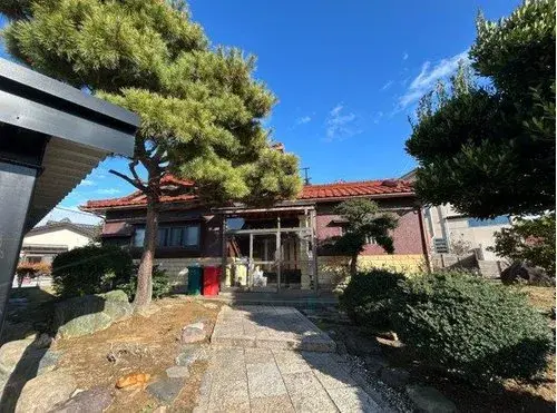8DK Property Komatsu City Ishikawa Prefecture (2)